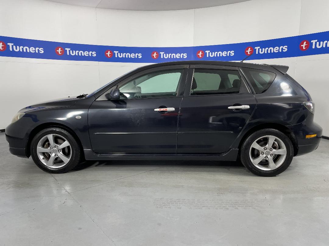 Photo '24' of Mazda Axela Photo '24' of Mazda Axela