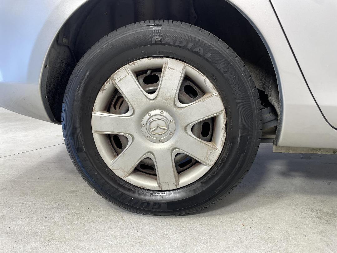 Photo '12' of Mazda Axela