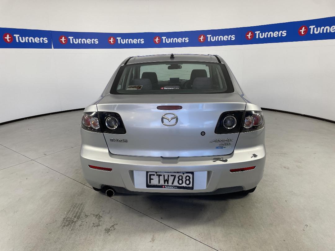 Photo '6' of Mazda Axela