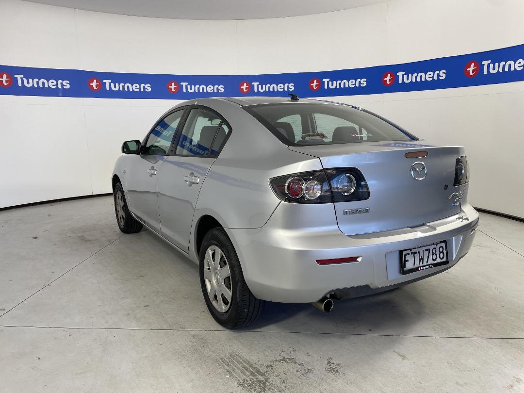 Photo '5' of Mazda Axela