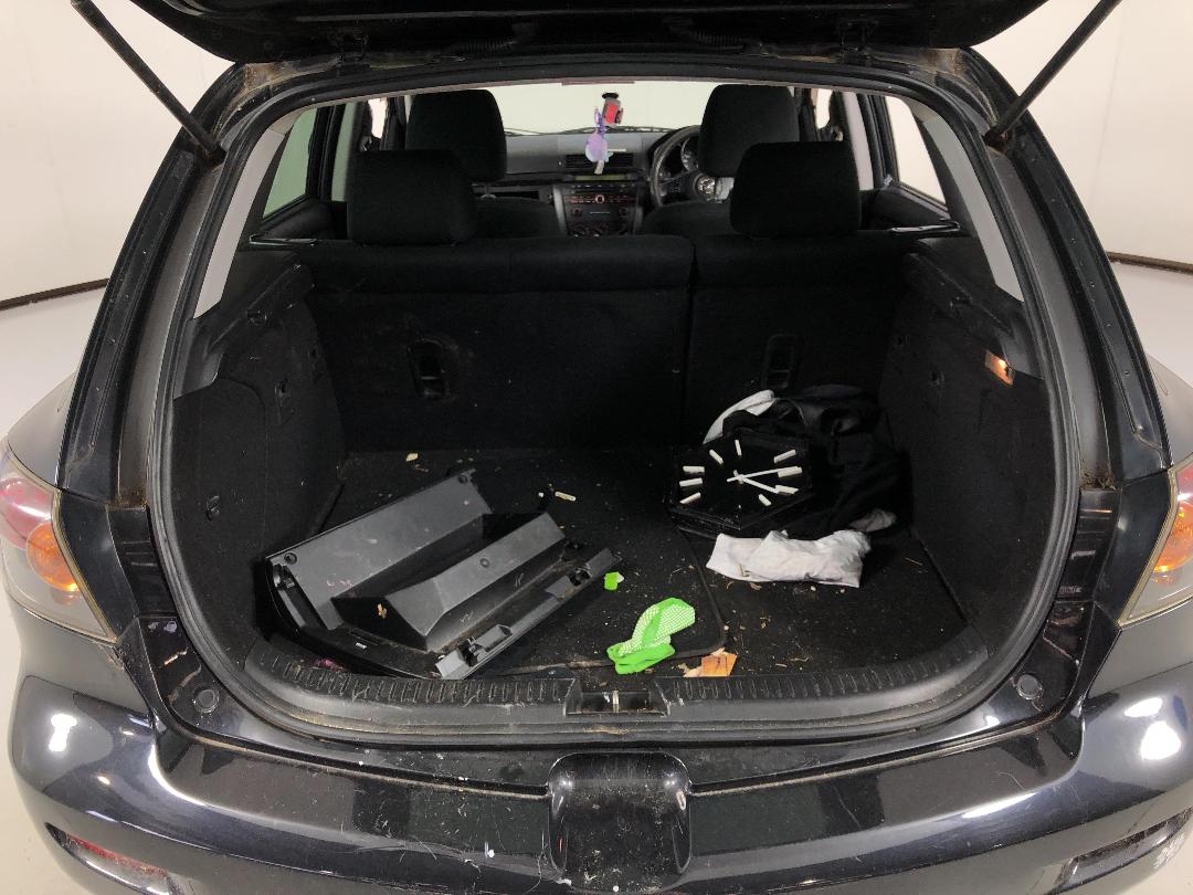 Photo '12' of Mazda Axela