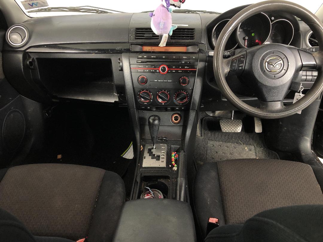 Photo '19' of Mazda Axela