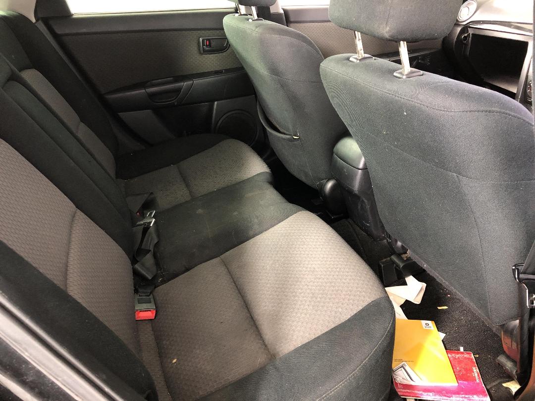 Photo '18' of Mazda Axela