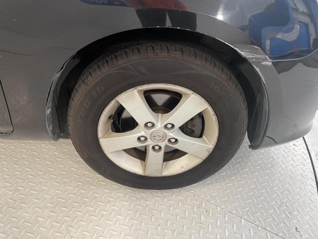 Photo '9' of Mazda Axela