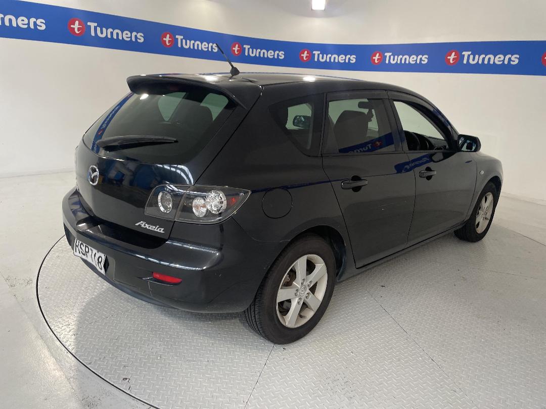 Photo '7' of Mazda Axela