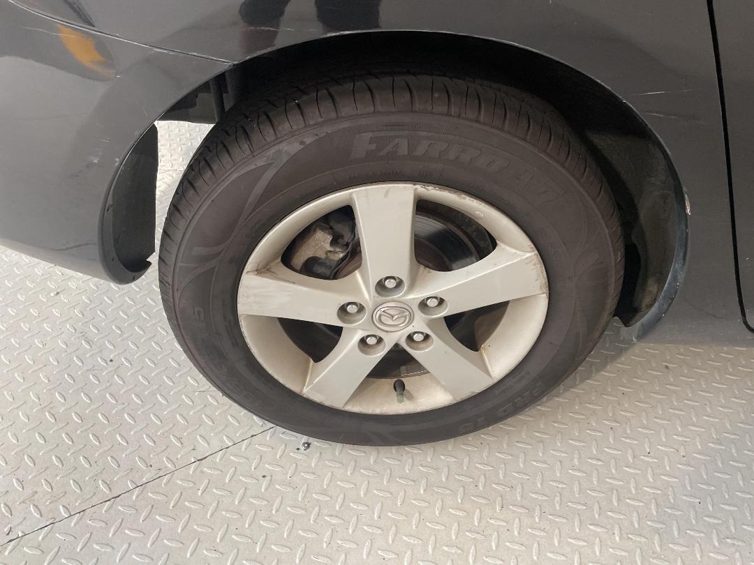 Photo '12' of Mazda Axela