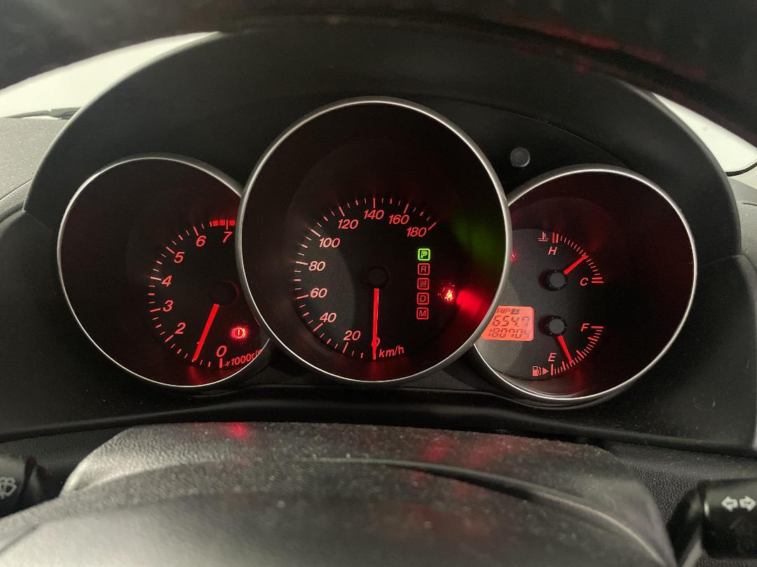 Photo '21' of Mazda Axela