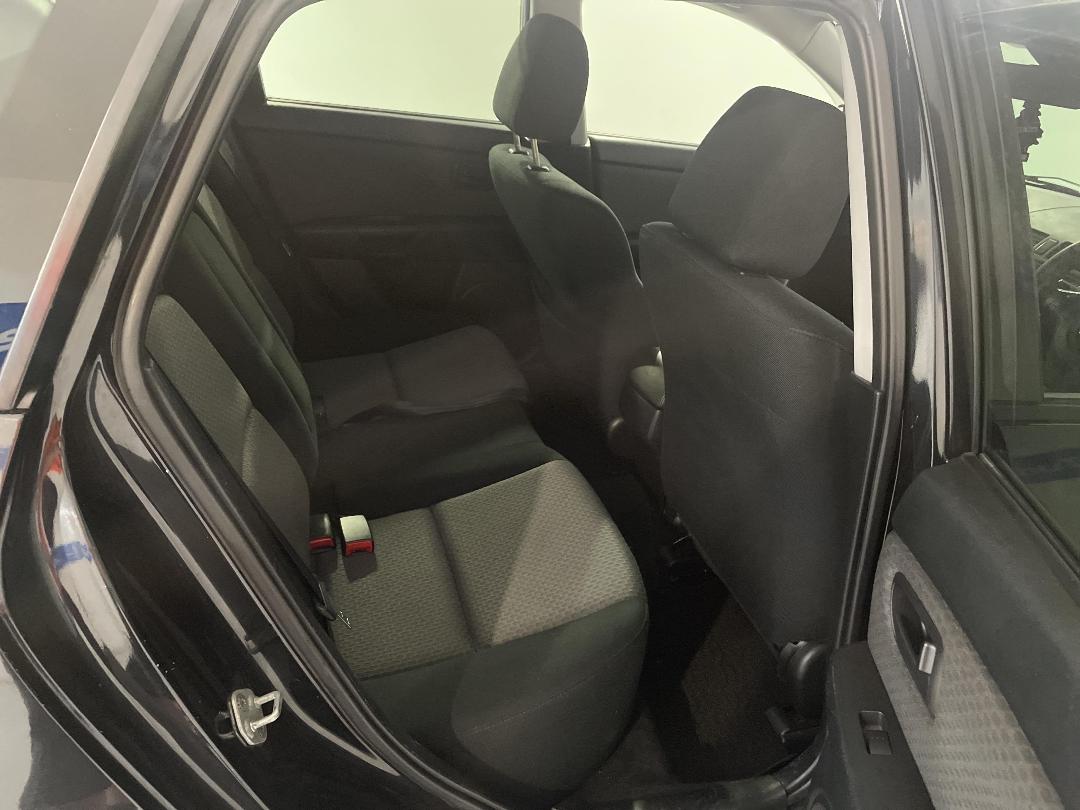 Photo '20' of Mazda Axela