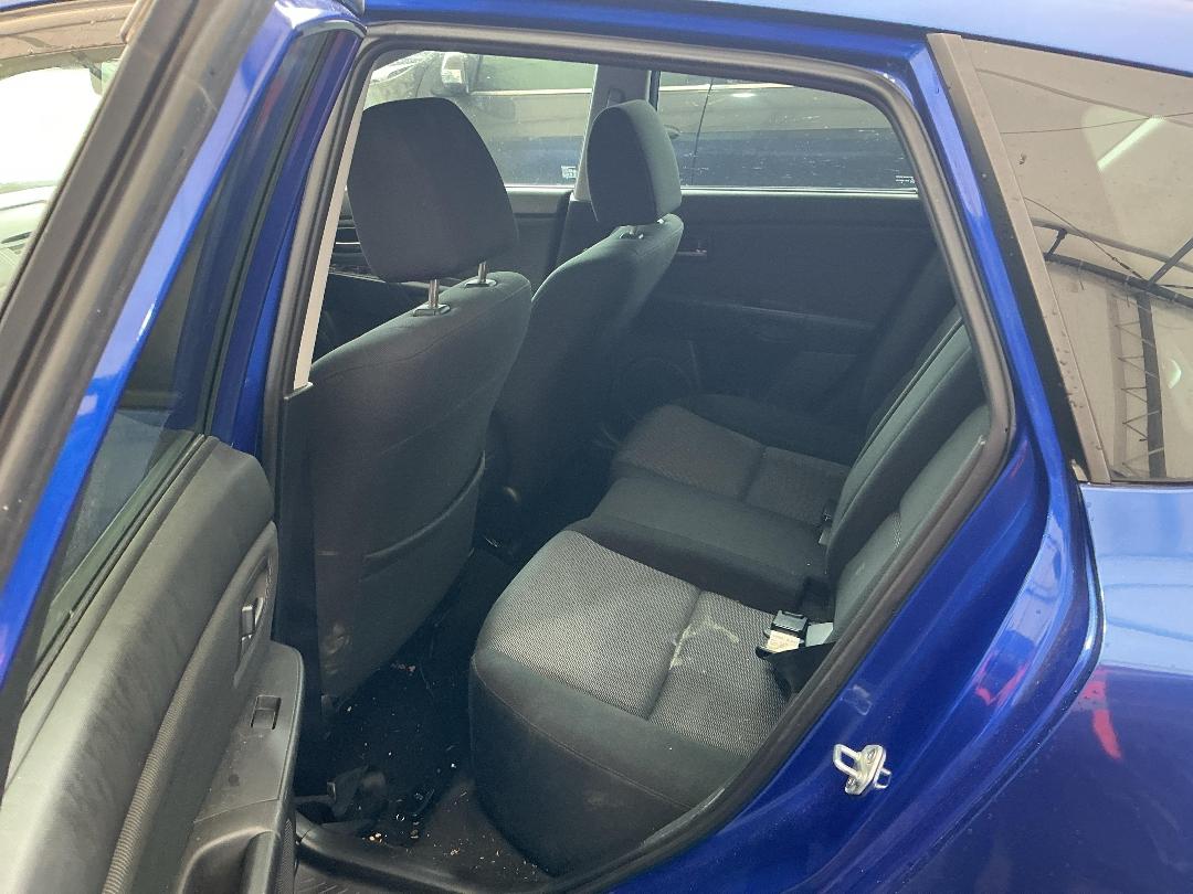 Photo '16' of Mazda Axela Photo '16' of Mazda Axela