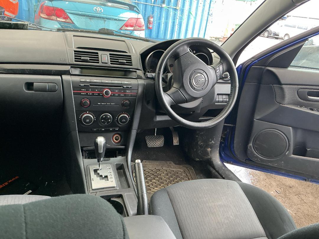 Photo '18' of Mazda Axela Photo '18' of Mazda Axela