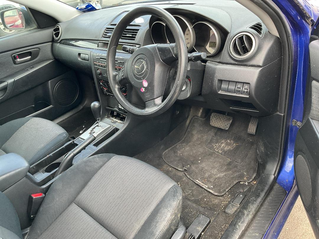 Photo '9' of Mazda Axela