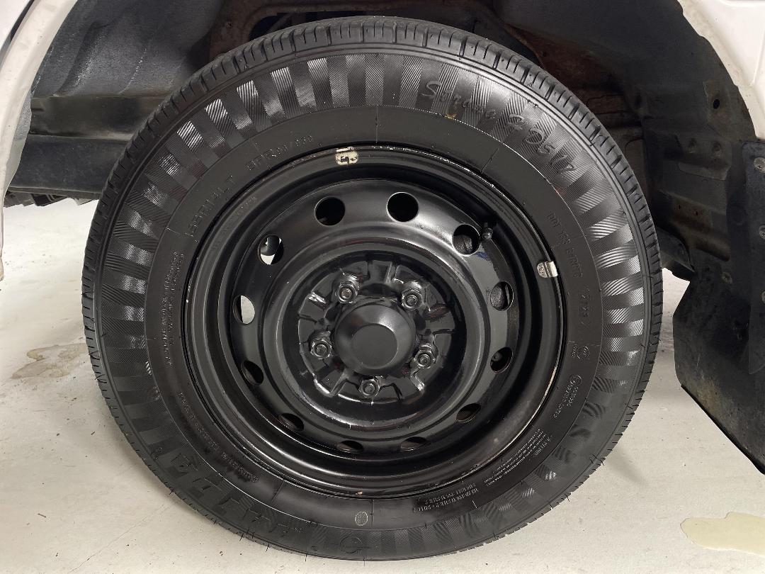 Photo '10' of Mazda Bongo Photo '10' of Mazda Bongo