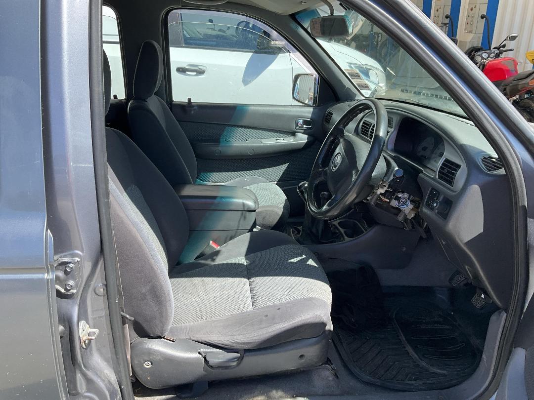 Photo '7' of Mazda Bounty D/C W/S SDX AB Photo '7' of Mazda Bounty D/C W/S SDX AB