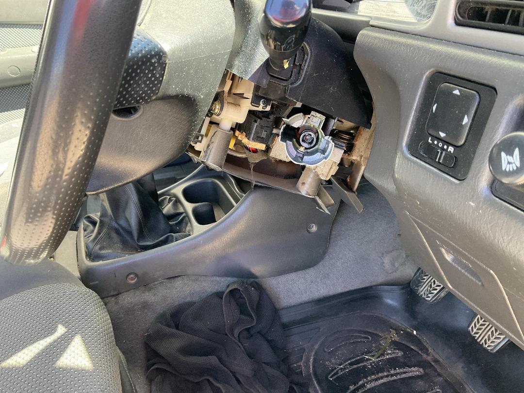 Photo '9' of Mazda Bounty D/C W/S SDX AB Photo '9' of Mazda Bounty D/C W/S SDX AB