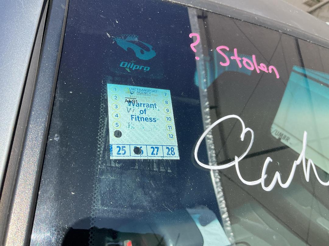 Photo '12' of Mazda Bounty D/C W/S SDX AB Photo '12' of Mazda Bounty D/C W/S SDX AB