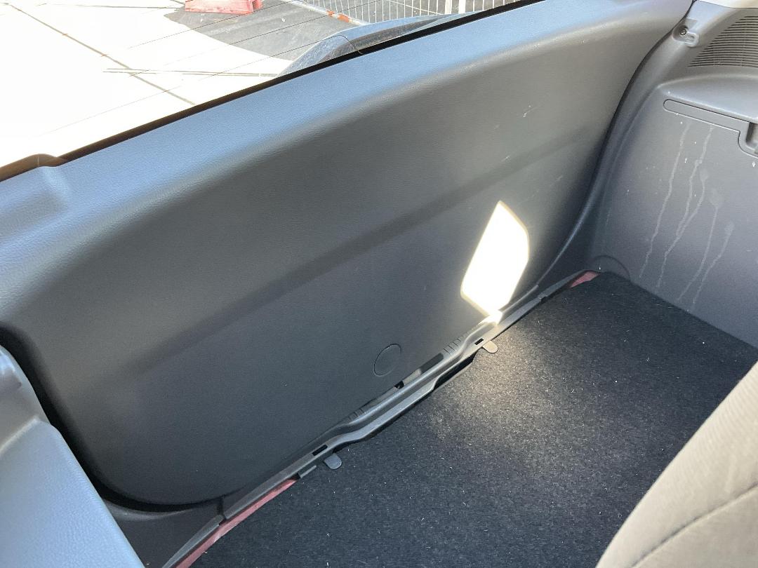 Photo '11' of Mazda Demio Photo '11' of Mazda Demio