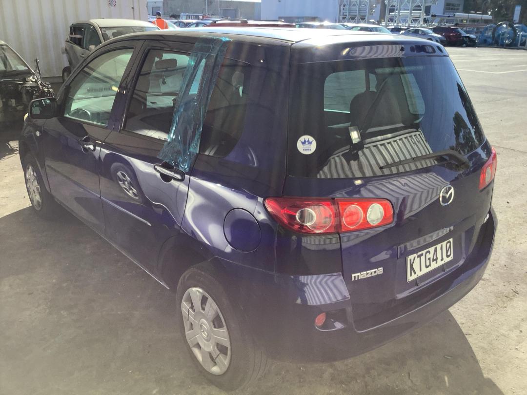 Photo '7' of Mazda Demio Photo '7' of Mazda Demio