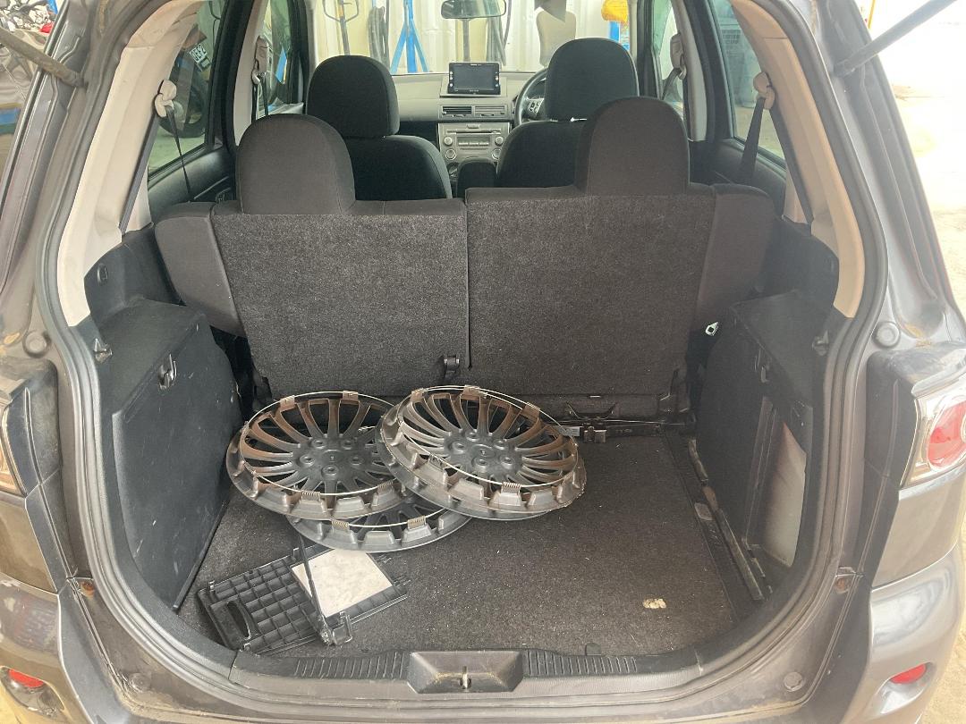 Photo '11' of Mazda Demio 1300 Photo '11' of Mazda Demio 1300