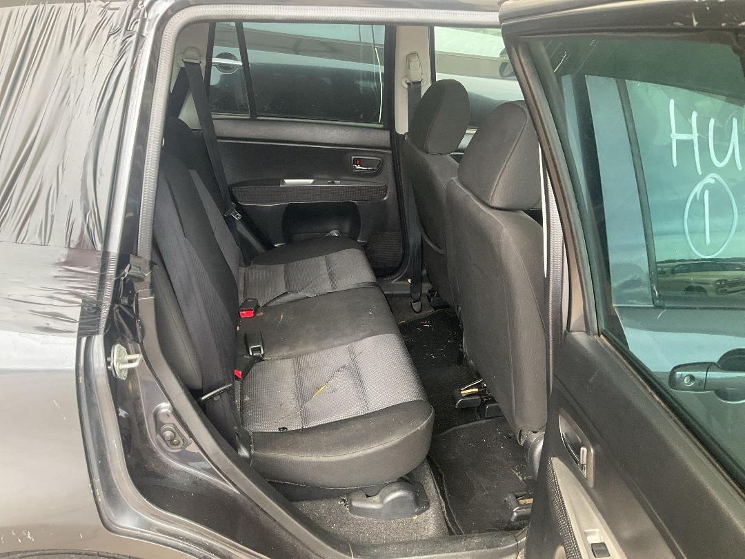 Photo '10' of Mazda Demio 1300 Photo '10' of Mazda Demio 1300