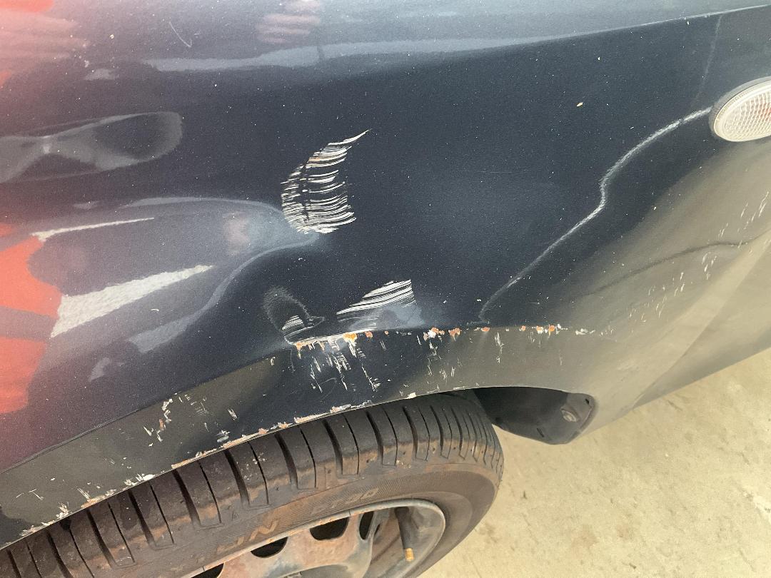 Photo '15' of Mazda Demio 1300 Photo '15' of Mazda Demio 1300