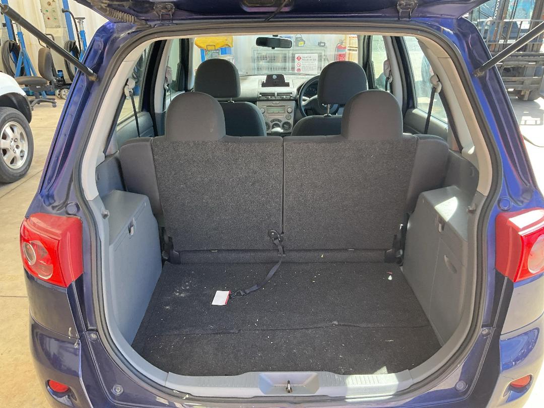 Photo '11' of Mazda Demio Photo '11' of Mazda Demio