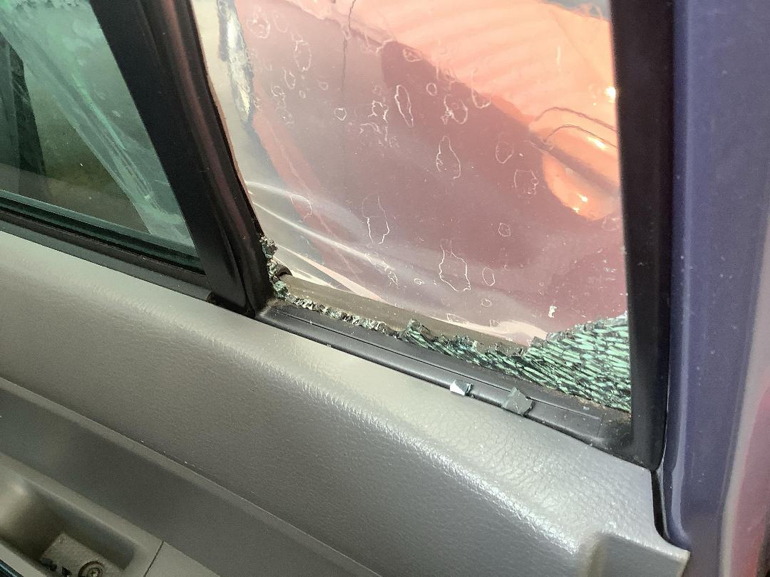 Photo '8' of Mazda Demio Photo '8' of Mazda Demio