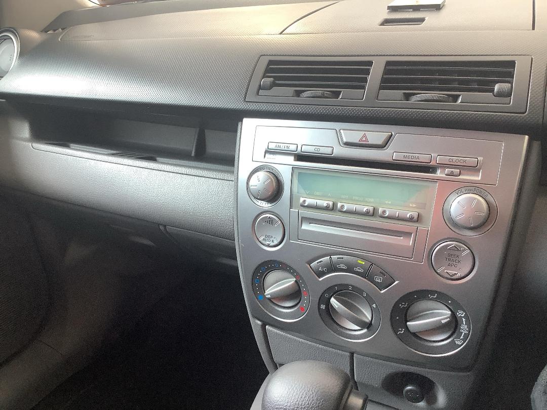 Photo '17' of Mazda Demio Photo '17' of Mazda Demio