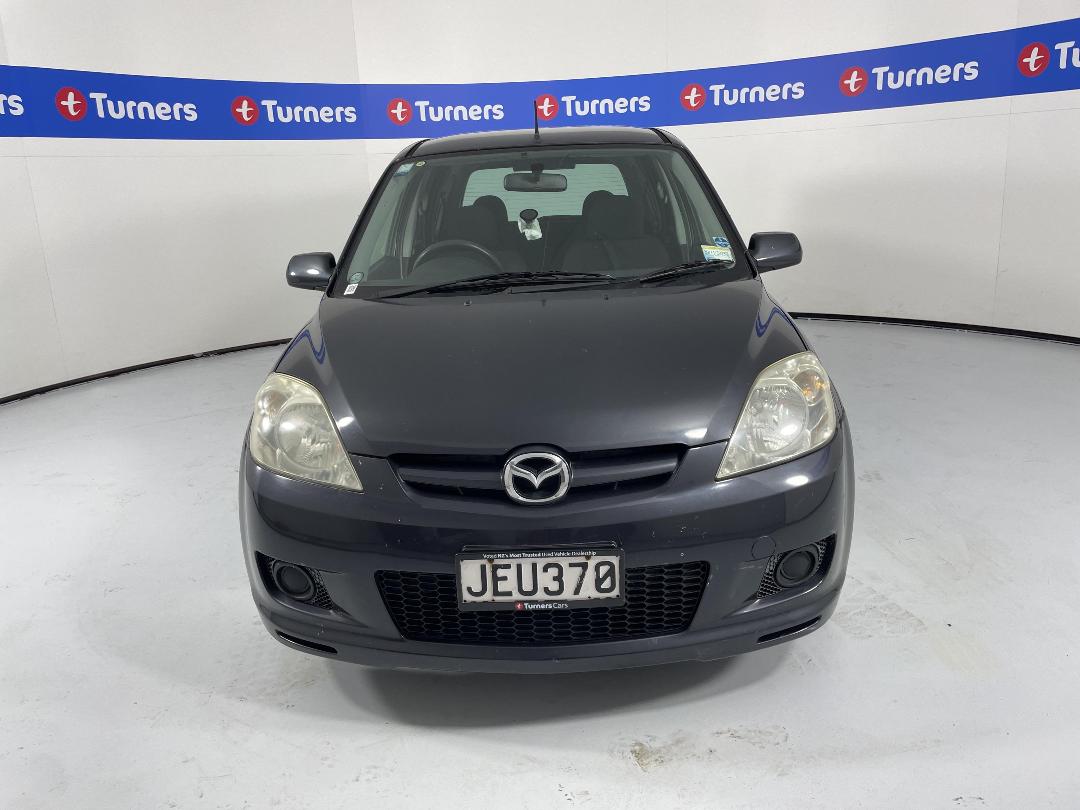 Photo '2' of Mazda Demio Photo '2' of Mazda Demio