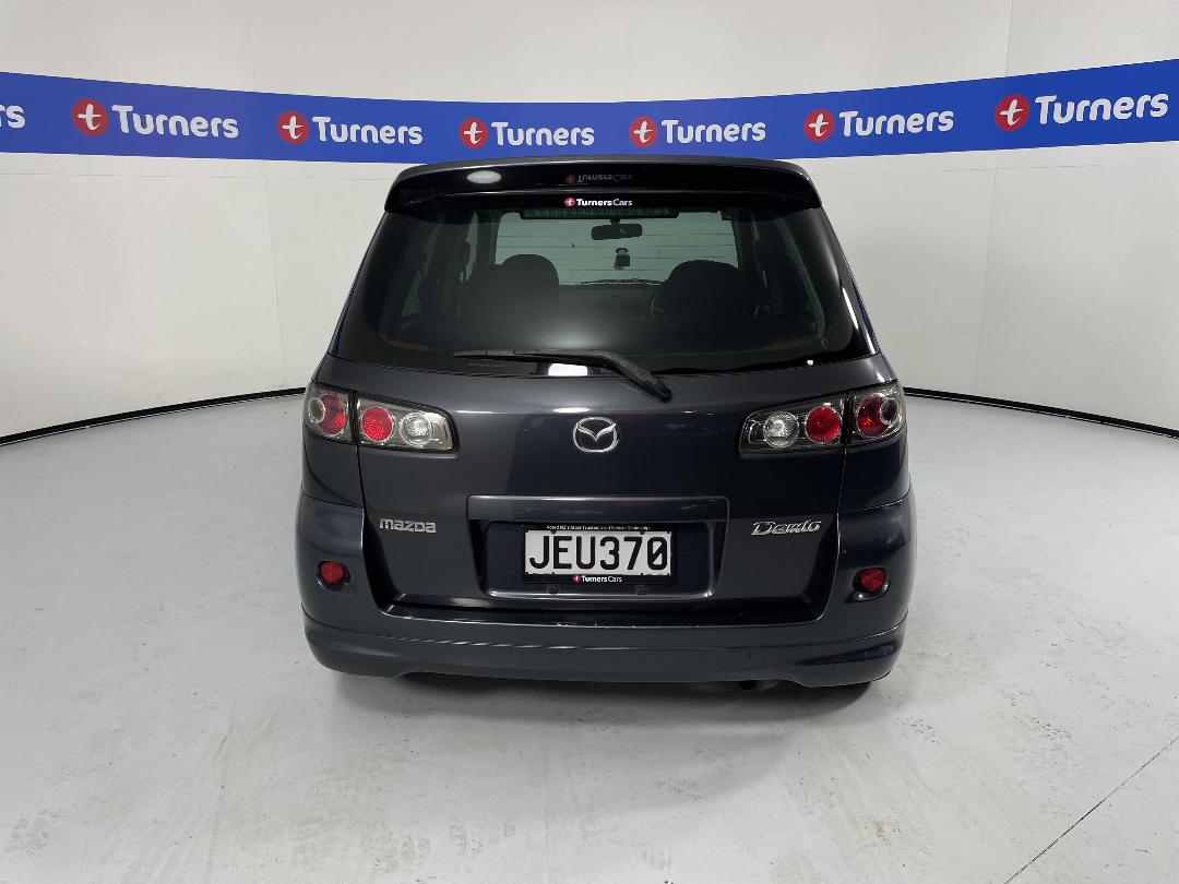 Photo '5' of Mazda Demio Photo '5' of Mazda Demio