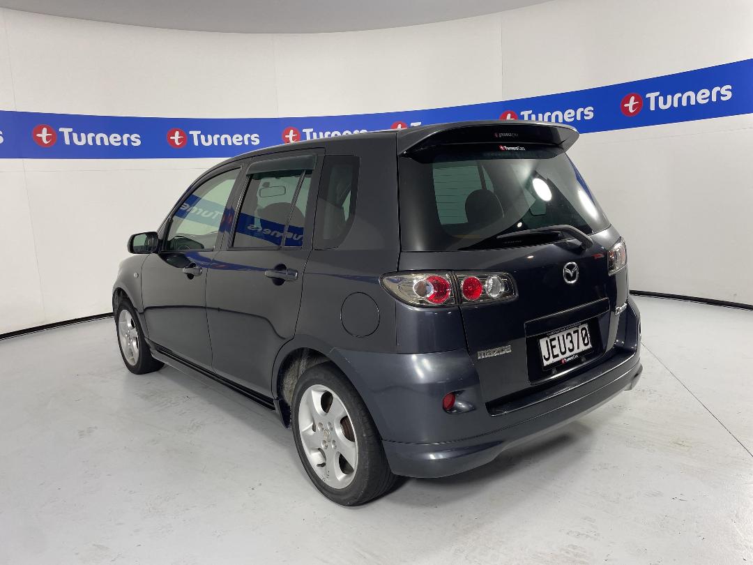 Photo '4' of Mazda Demio Photo '4' of Mazda Demio