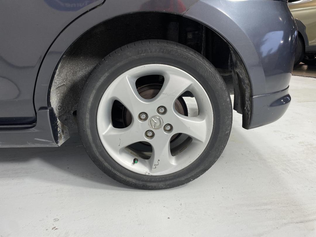 Photo '9' of Mazda Demio Photo '9' of Mazda Demio