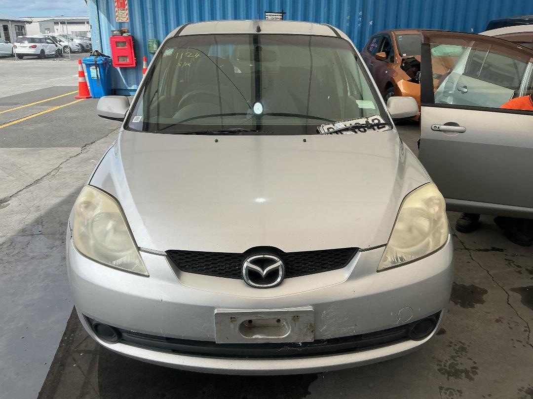 Photo '5' of Mazda Demio
