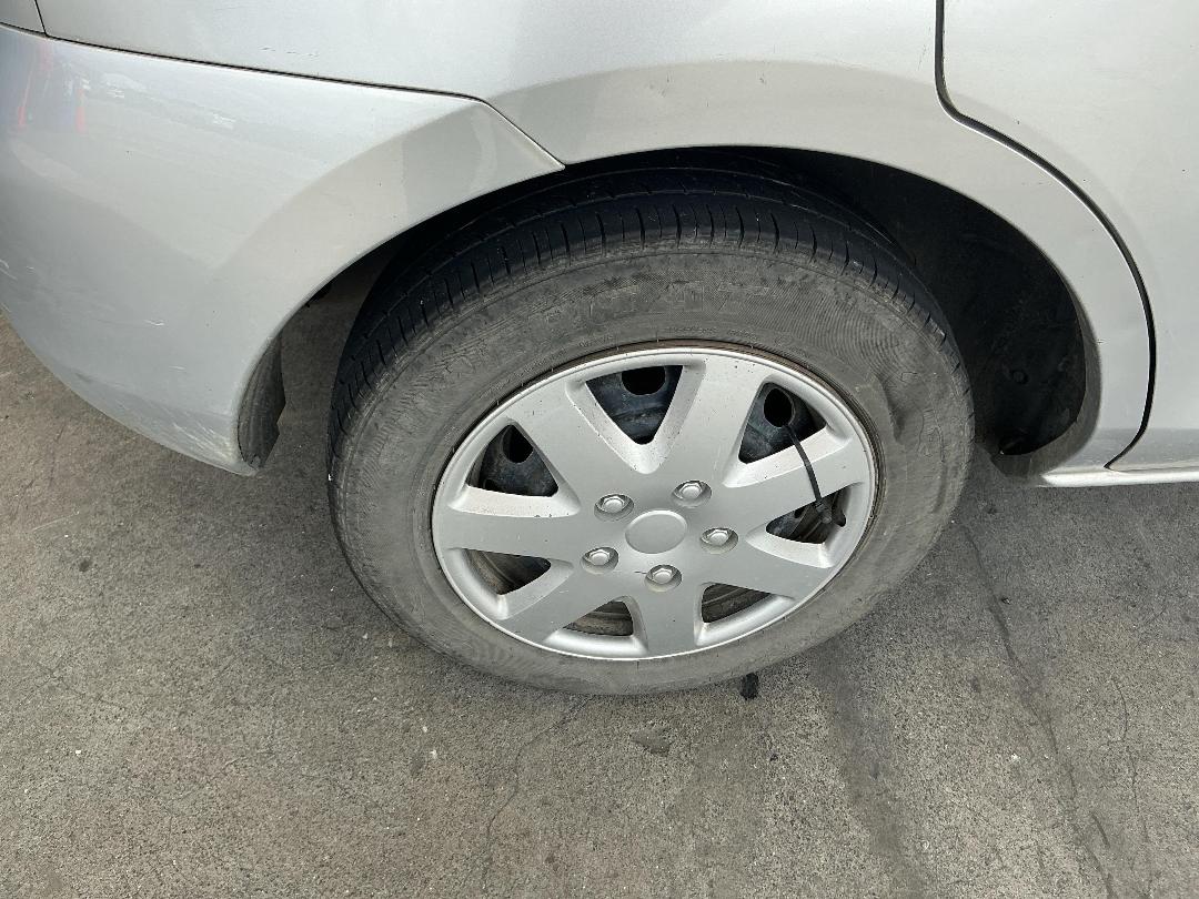 Photo '22' of Mazda Demio