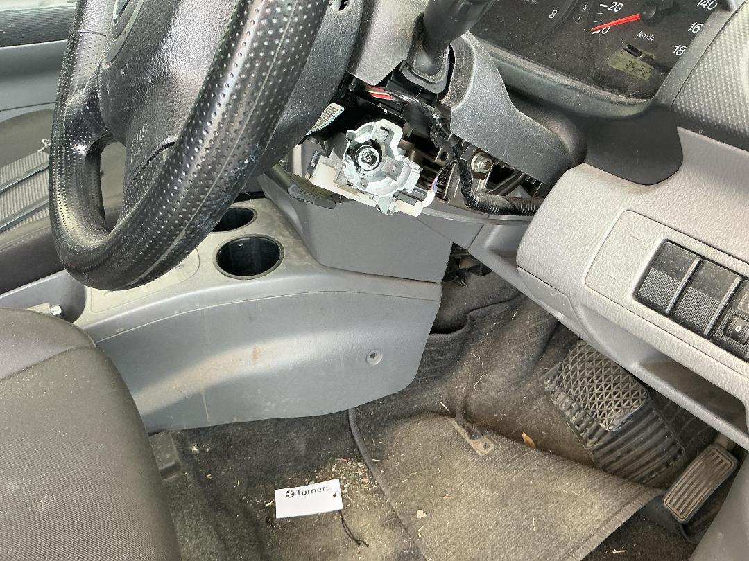 Photo '29' of Mazda Demio