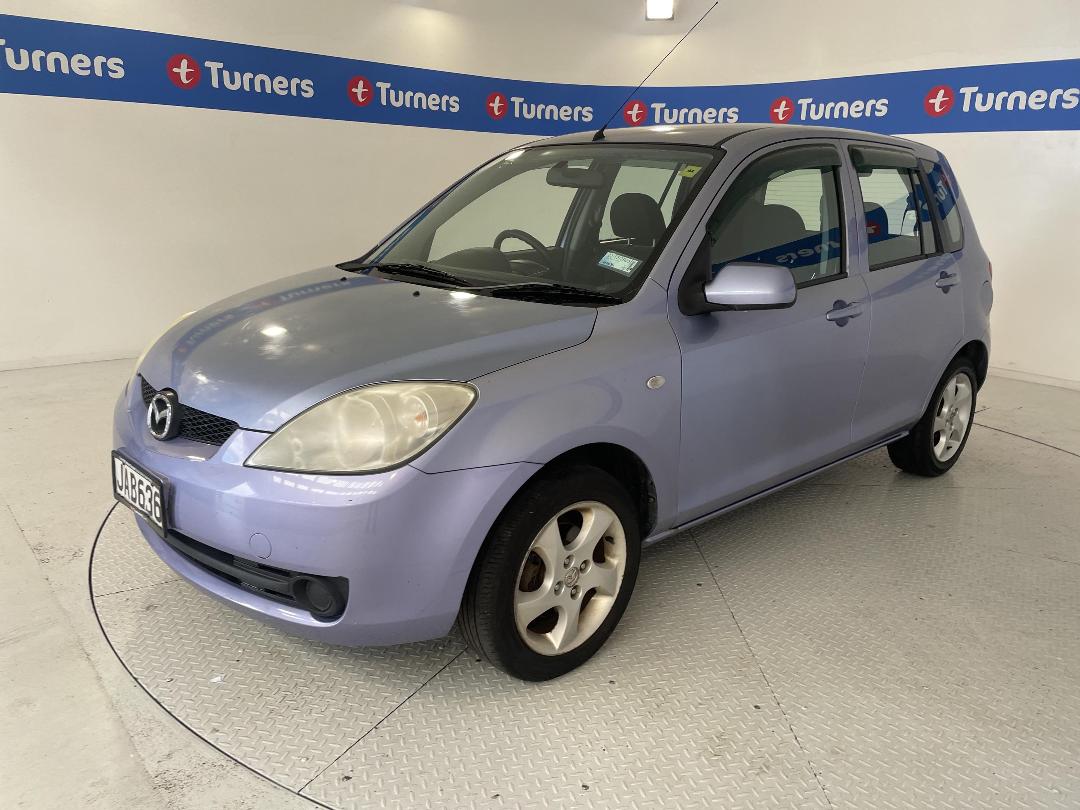 Photo '4' of Mazda Demio