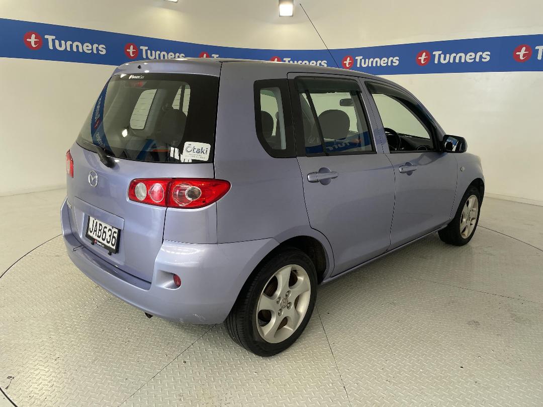 Photo '7' of Mazda Demio