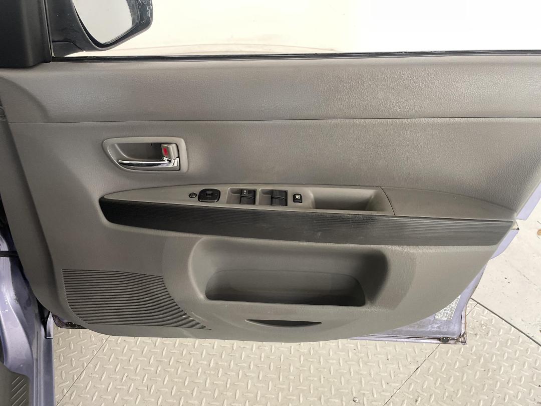 Photo '15' of Mazda Demio