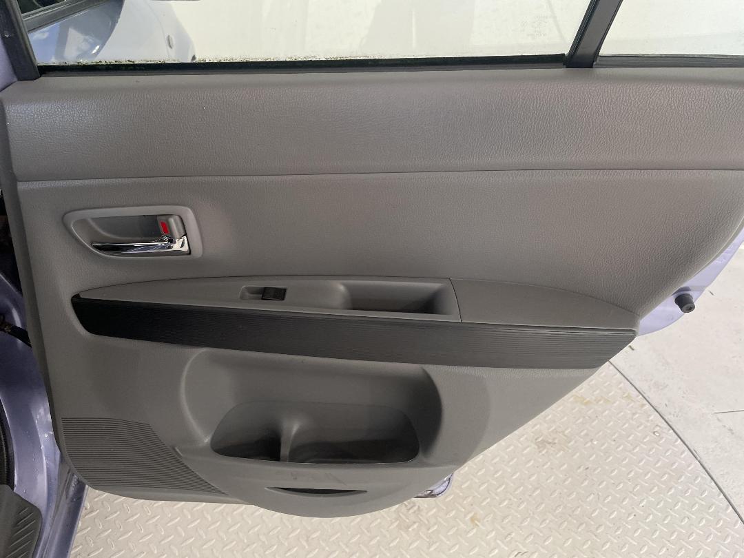 Photo '19' of Mazda Demio