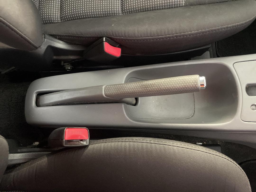 Photo '29' of Mazda Demio