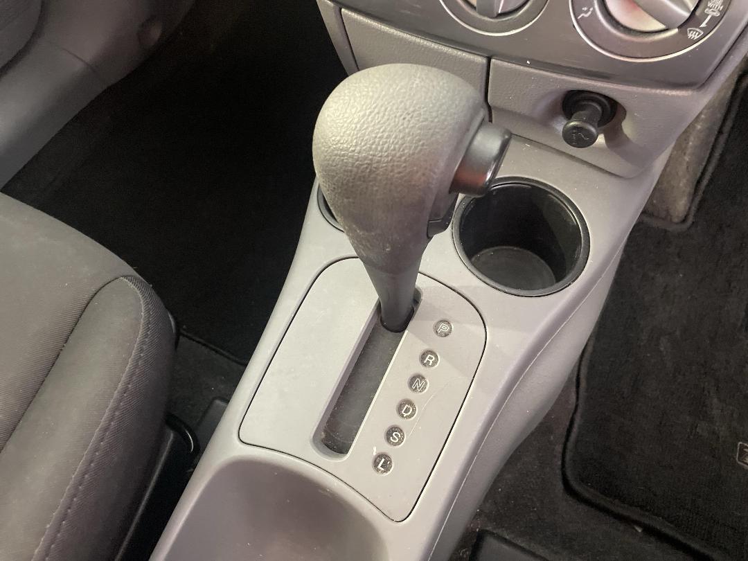 Photo '28' of Mazda Demio