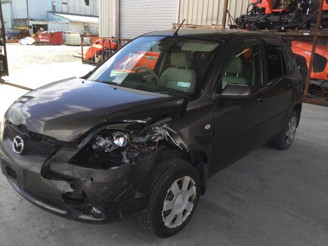 Photo '3' of Mazda Demio