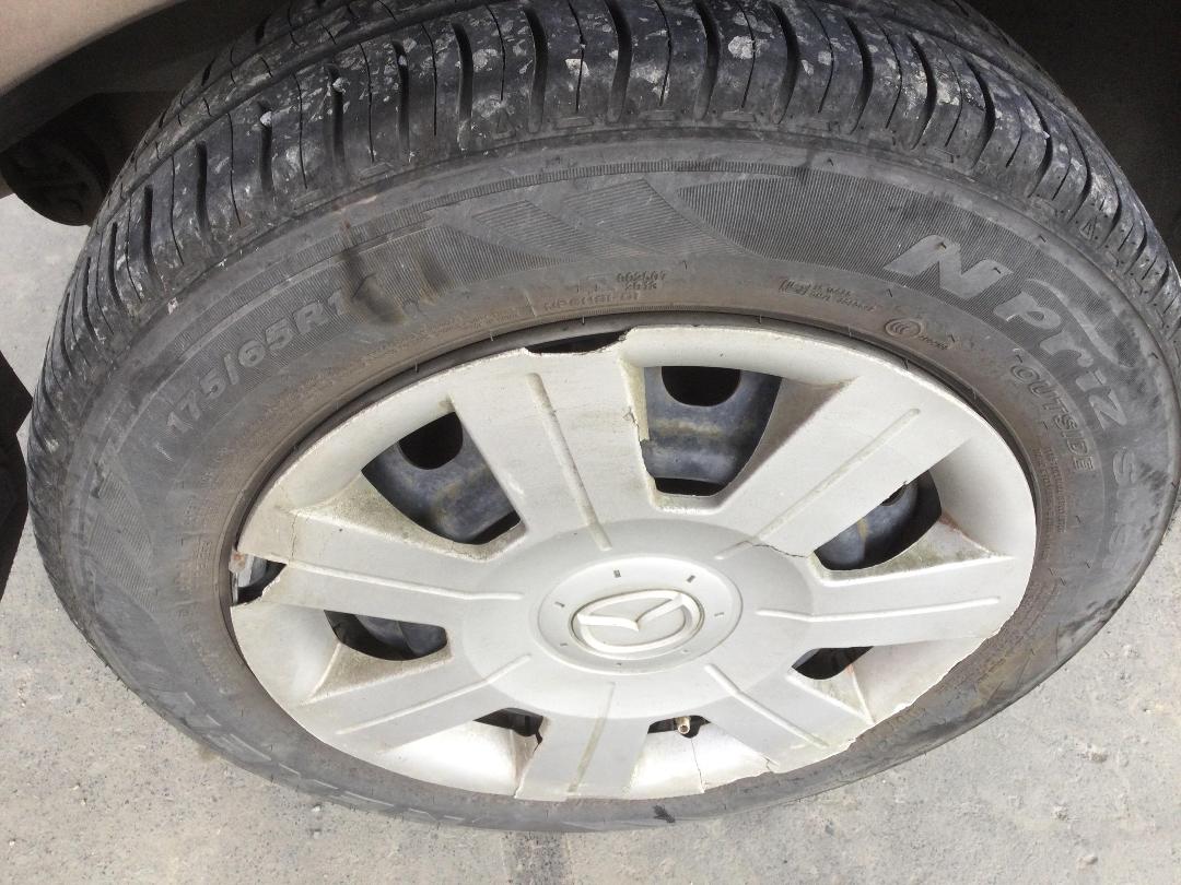 Photo '12' of Mazda Demio