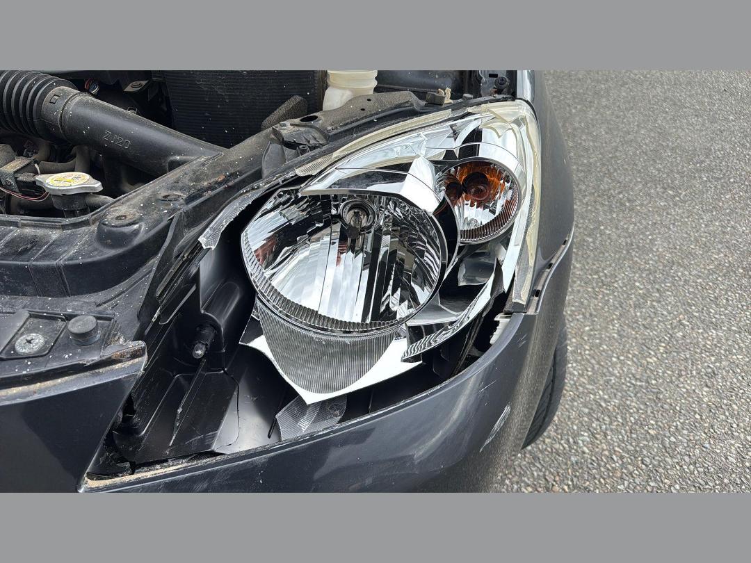 Photo '13' of Mazda Demio