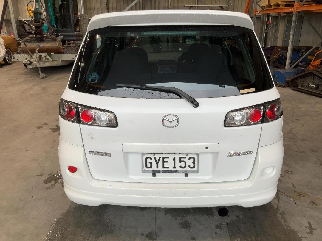 Photo '7' of Mazda Demio Photo '7' of Mazda Demio