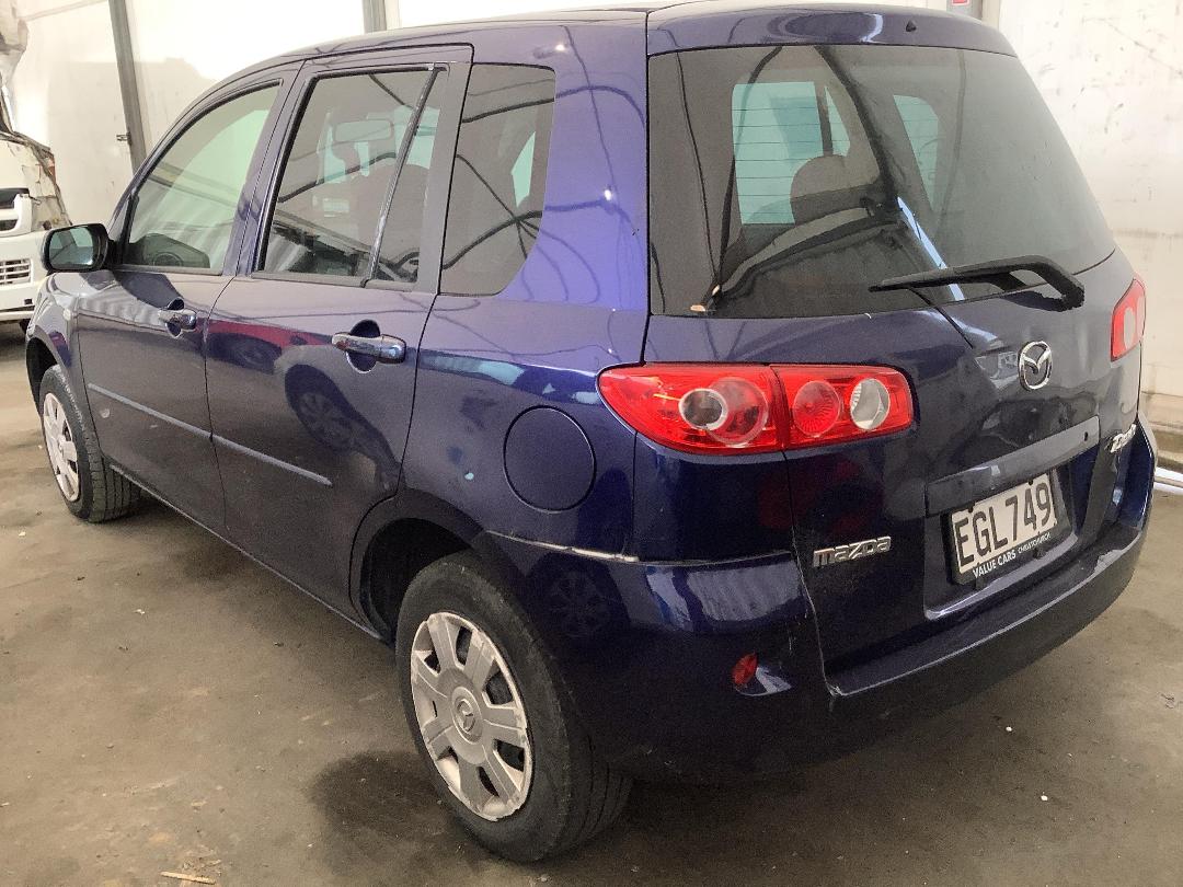 Photo '7' of Mazda Demio Photo '7' of Mazda Demio