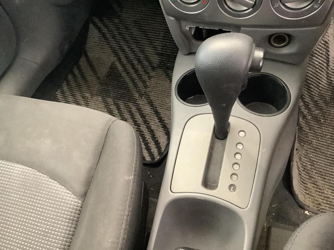 Photo '17' of Mazda Demio Photo '17' of Mazda Demio