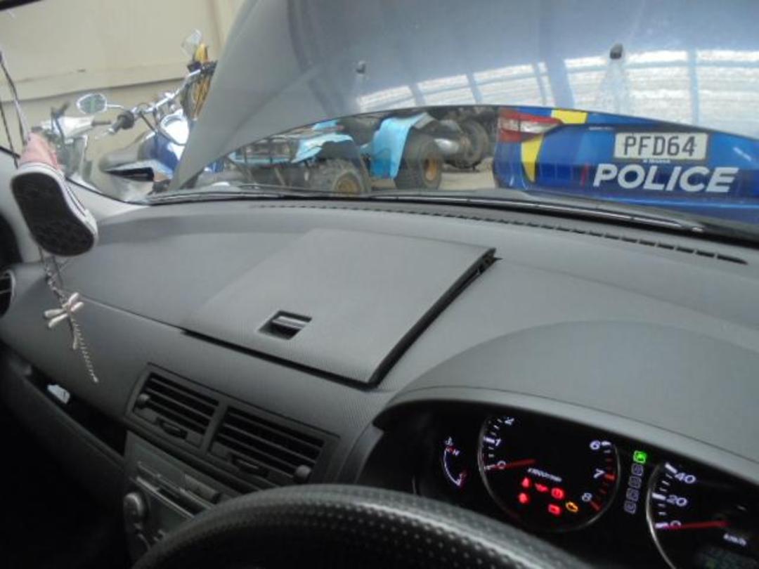 Photo '10' of Mazda Demio Photo '10' of Mazda Demio