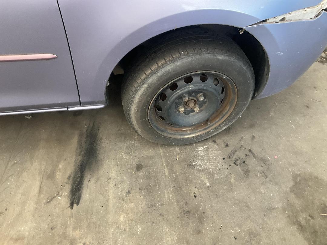 Photo '28' of Mazda Demio