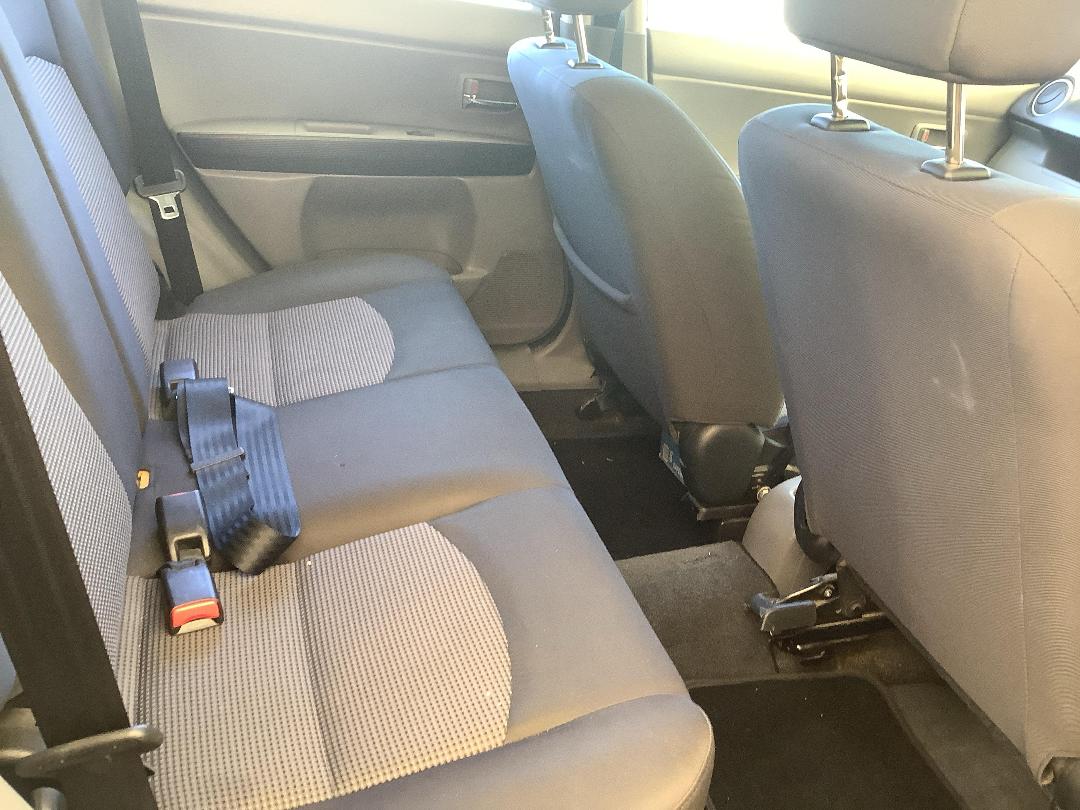 Photo '13' of Mazda Demio