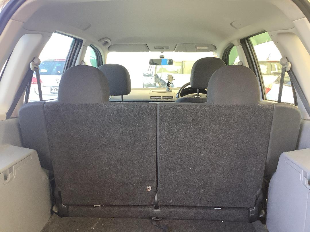 Photo '12' of Mazda Demio